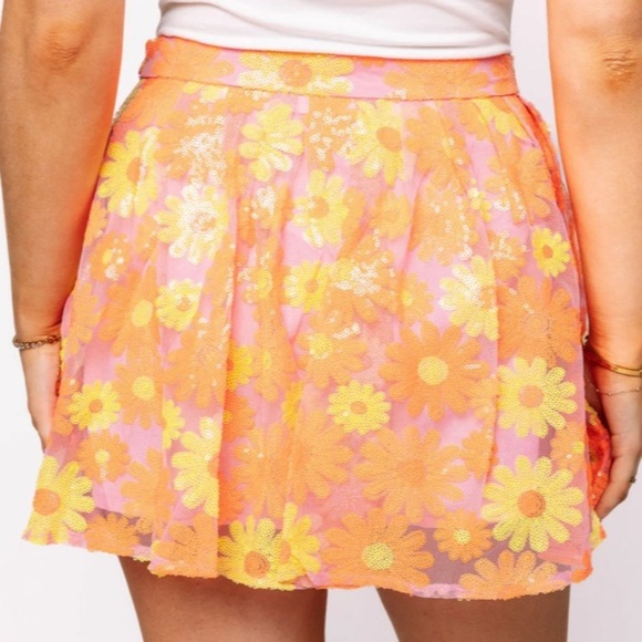 QUEEN OF SPARKLES Orange and Yellow Daisy Mini Skirt, NWOT - Picture 4 of 5